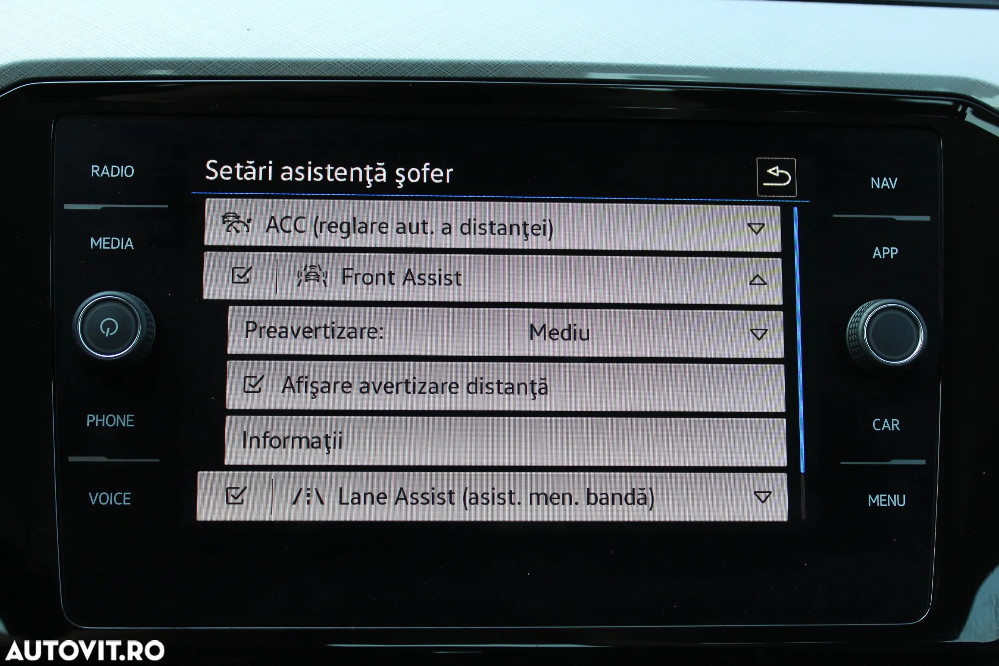 Volkswagen Passat 2.0 TDI DSG Comfortline - 30
