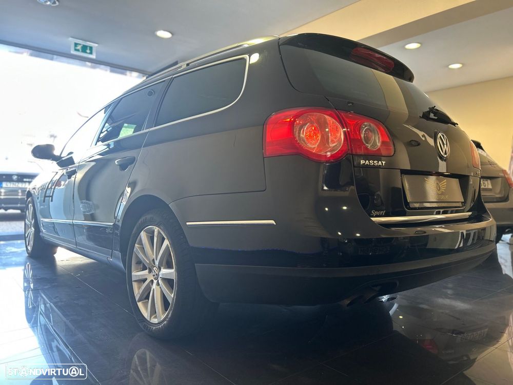 VW Passat Variant 2.0 TDi 4M Highline - 8