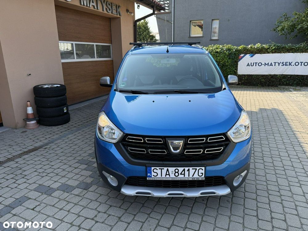 Dacia Lodgy 1.6 SCe Stepway S&S - 2