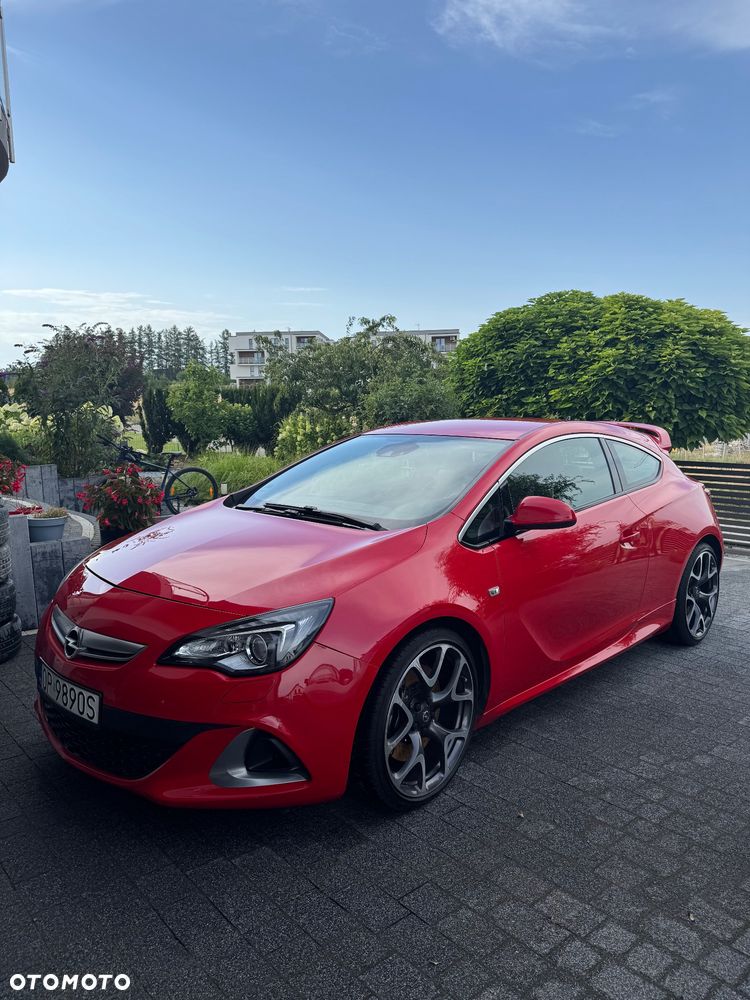 Opel Astra OPC Start/Stop - 1