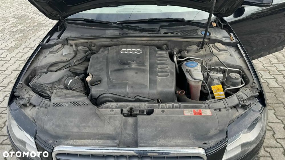 Audi A4 Limousine - 9