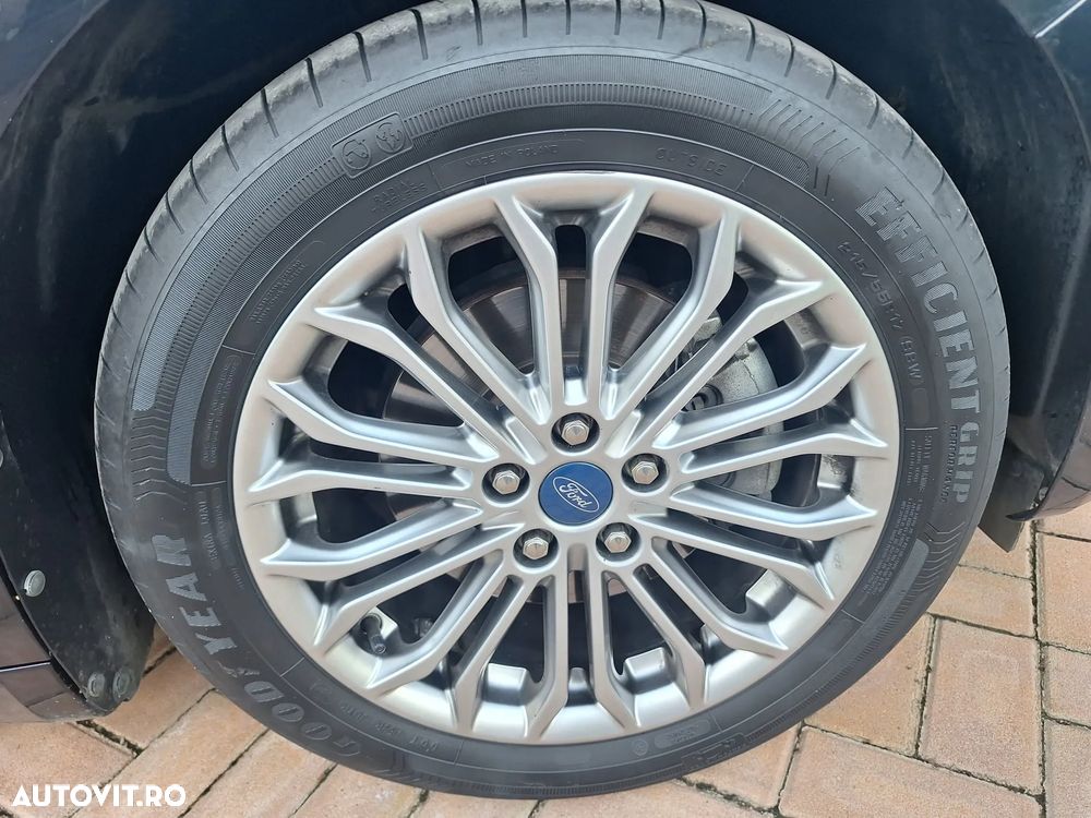 Ford Mondeo 2.0 TDCi Titanium - 10