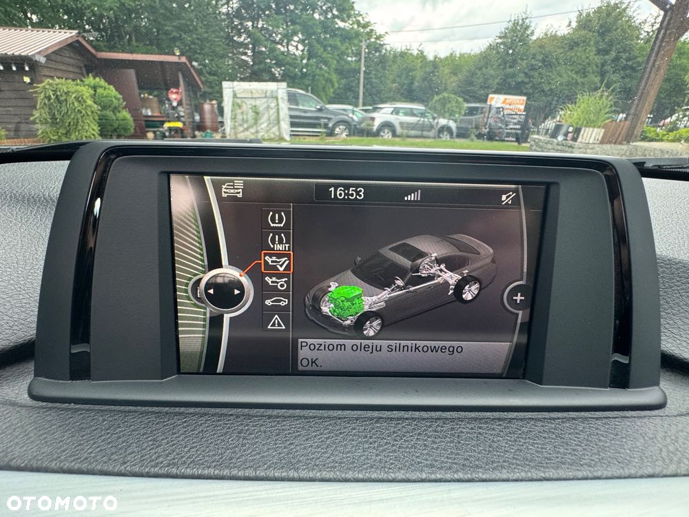 BMW Seria 3 316i Sport Line - 28