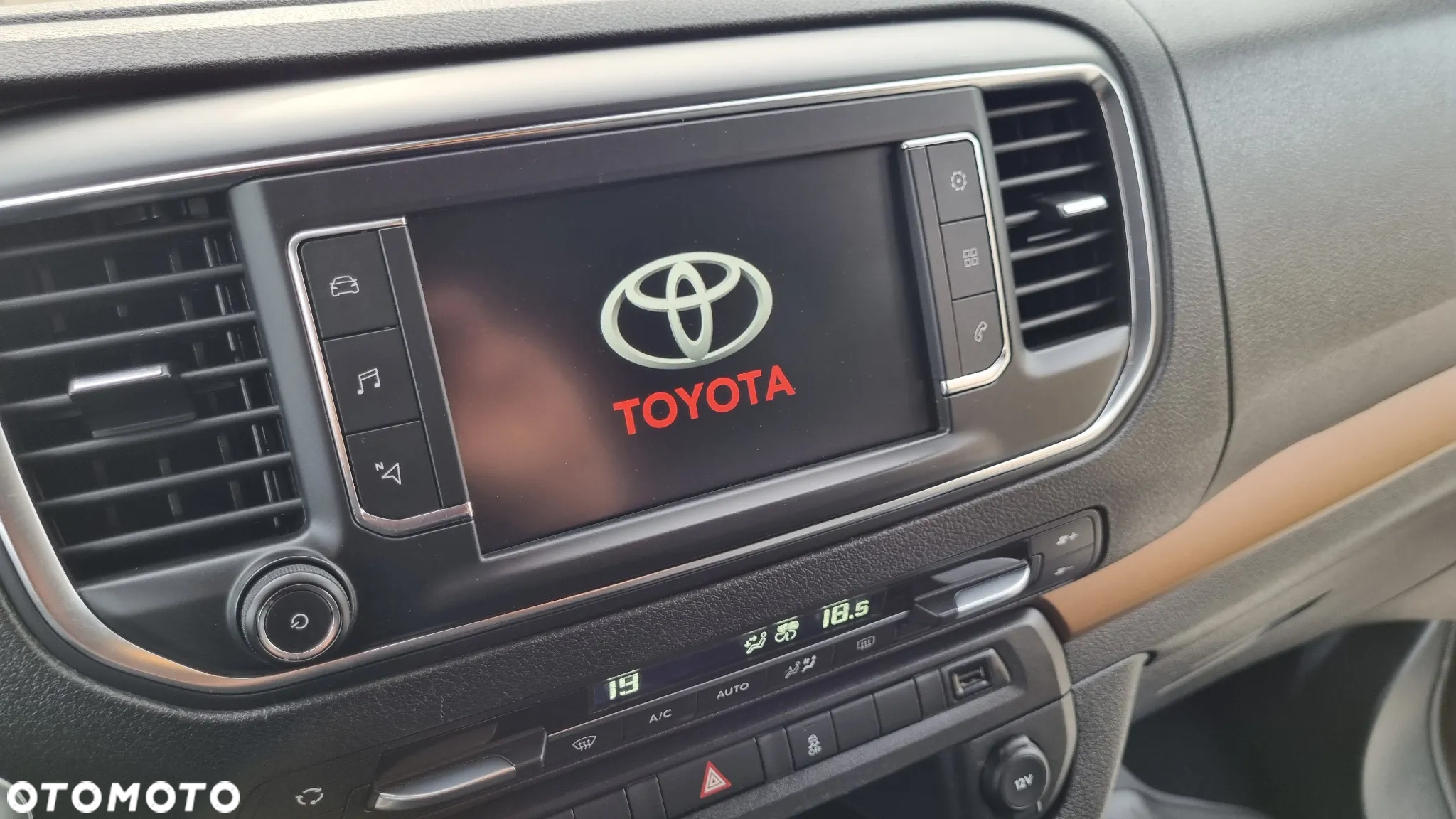 Toyota Proace Verso 1.6 D4-D Compact Business - 16