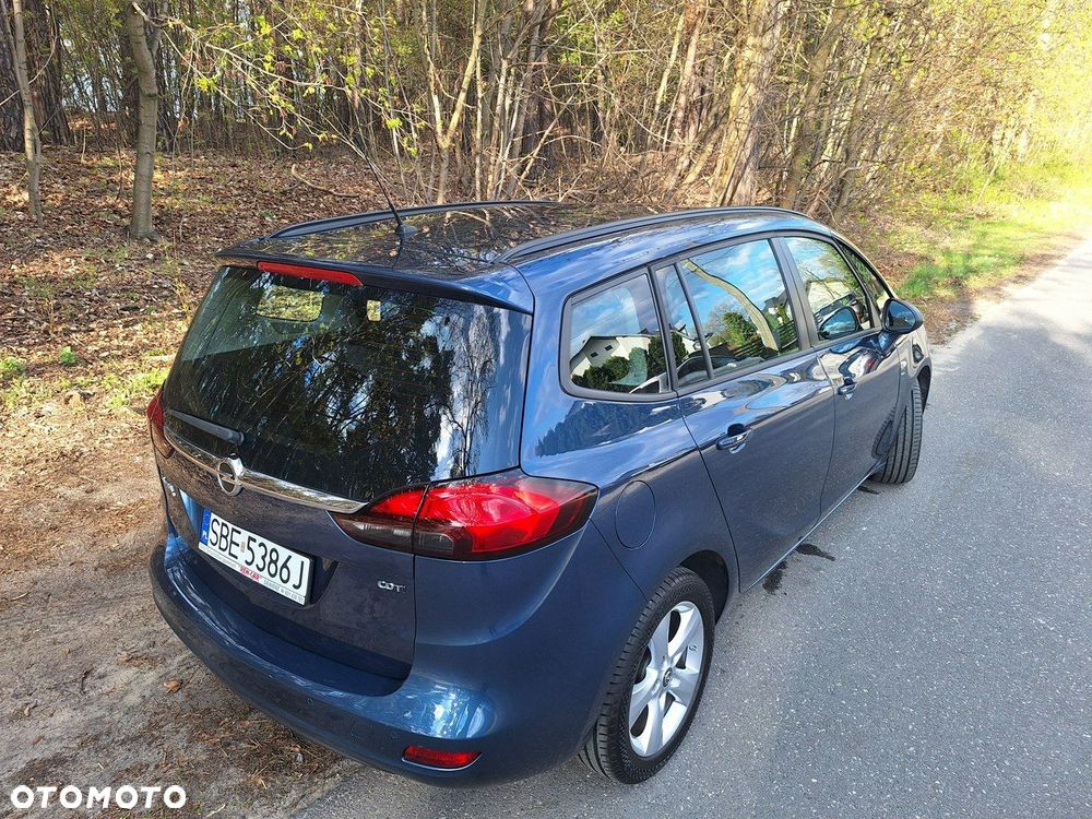 Opel Zafira - 27