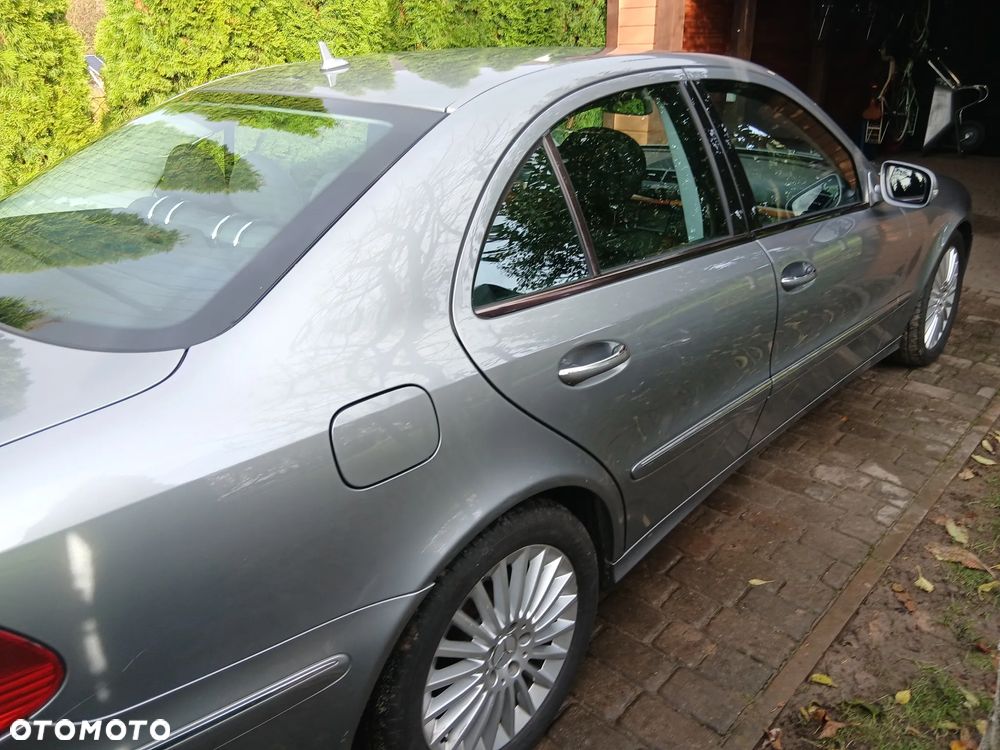 Mercedes-Benz Klasa E 280 CDI 4-Matic Elegance - 4