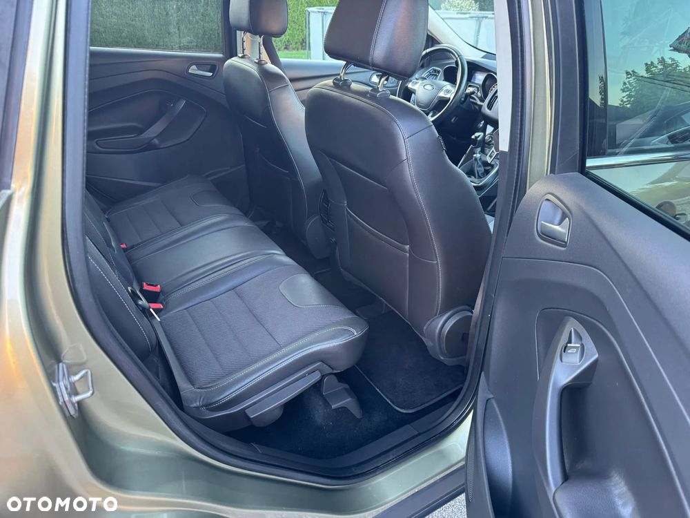 Ford Kuga 2.0 TDCi 4WD Titanium - 22