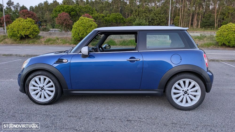 MINI 3 Portas Cooper D - 5