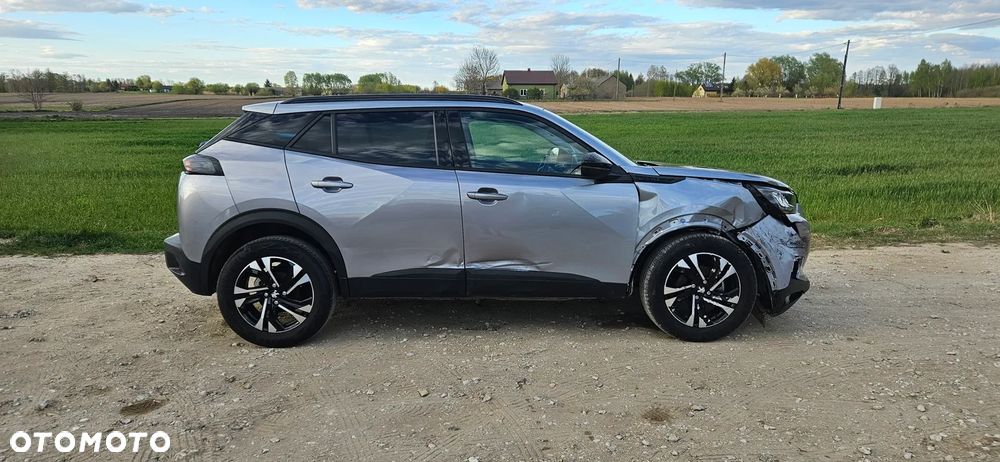 Peugeot 2008 - 6