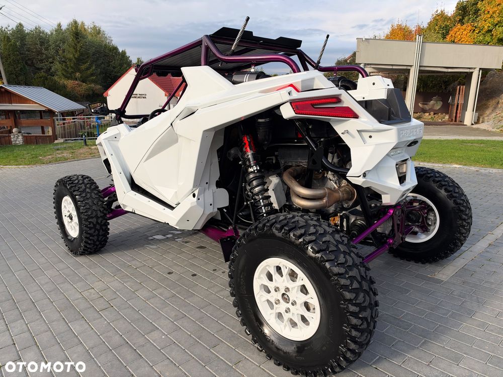 Polaris RZR - 6