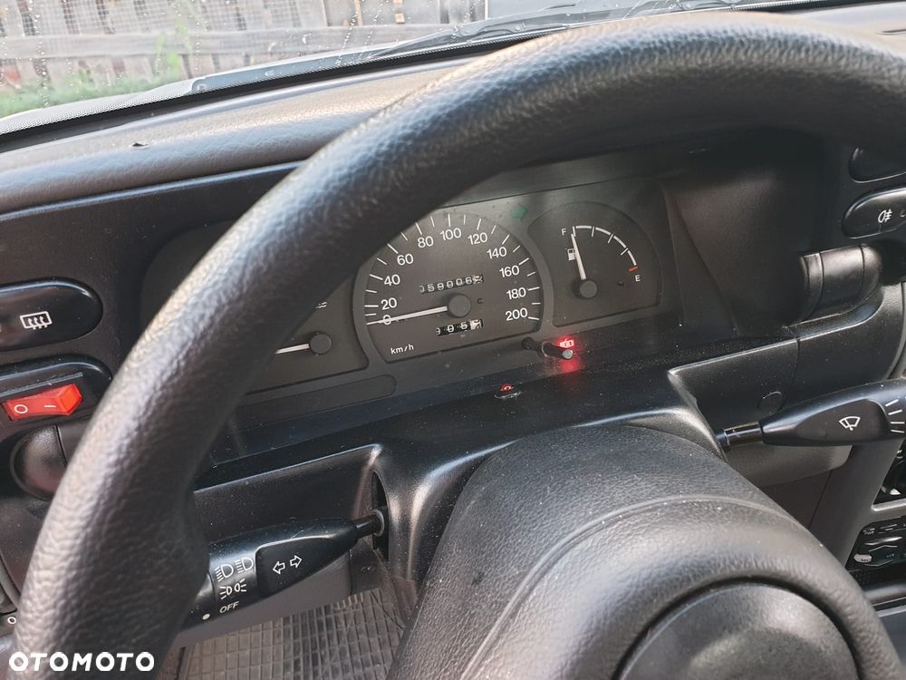 Daewoo Nexia 1.5 GL - 2
