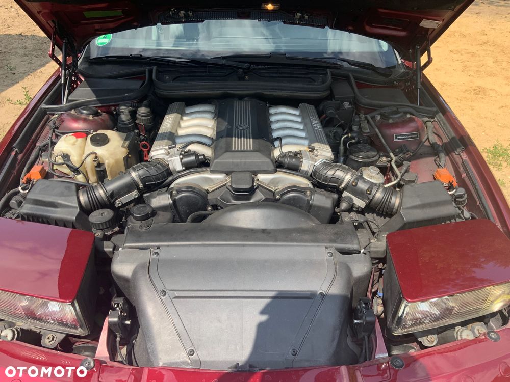 BMW Seria 8 - 3