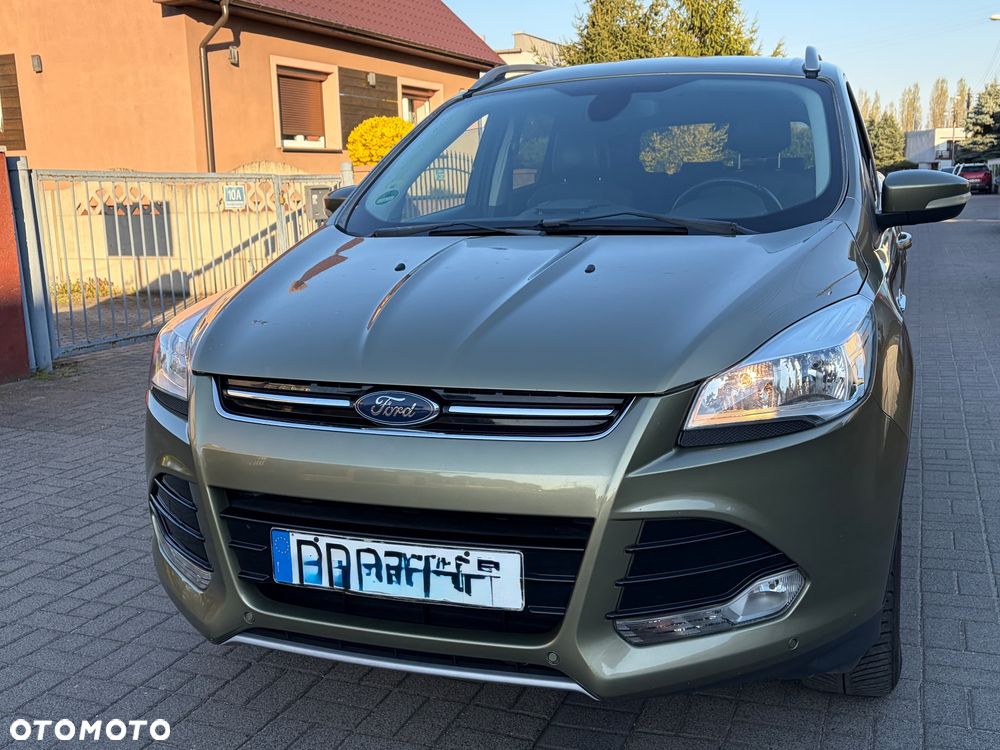 Ford Kuga 2.0 TDCi 2x4 Titanium - 14