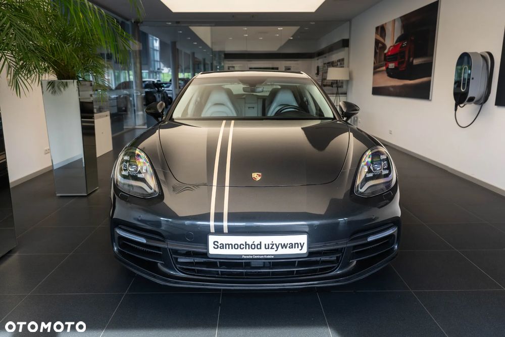 Porsche Panamera 4S - 6