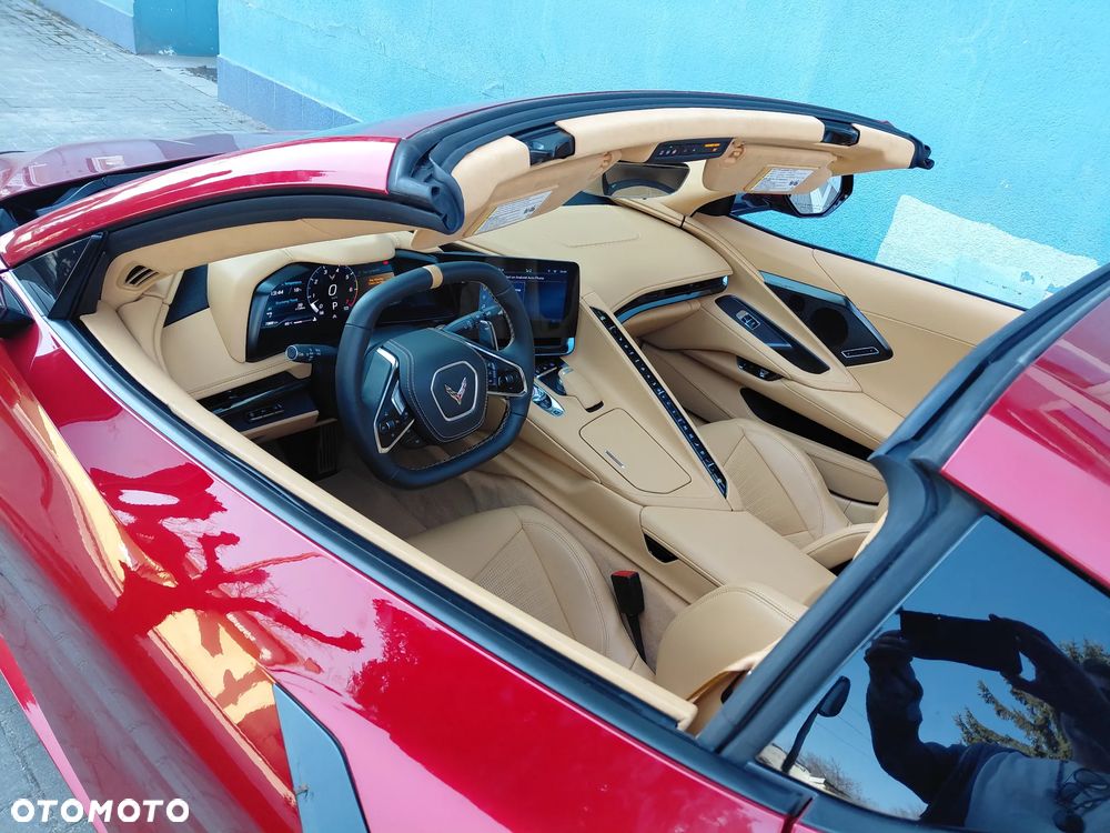 Chevrolet Corvette - 13