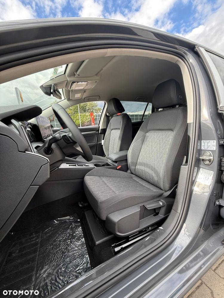 Volkswagen Golf Variant - 9