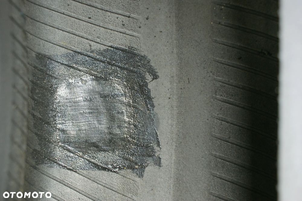 205/60R16 BRIDGESTONE BLIZZAK LM005 , 5,7mm. - 3