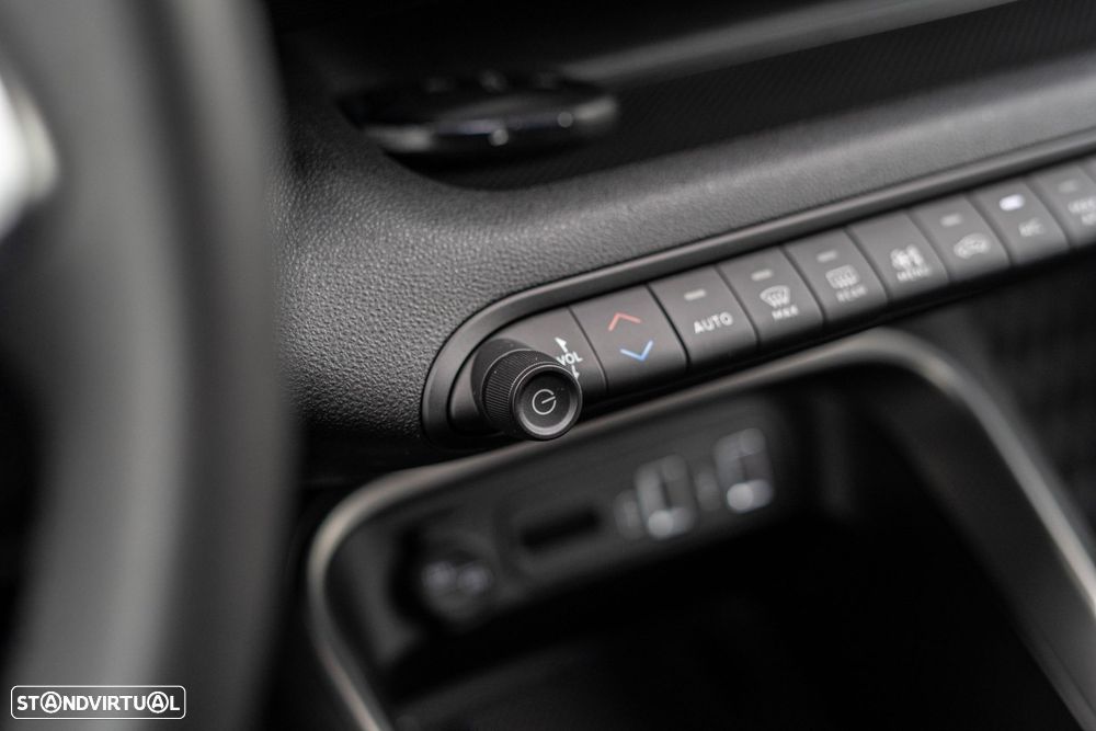 Jeep Avenger 1.2 GSE T3 Altitude - 35