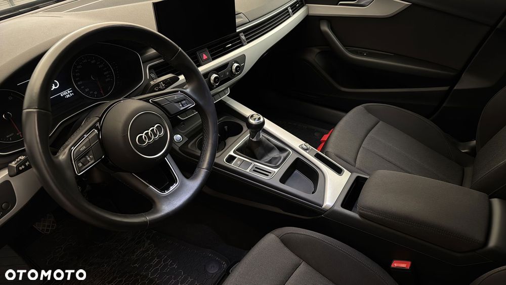 Audi A4 Limousine 35 TFSI mHEV - 9