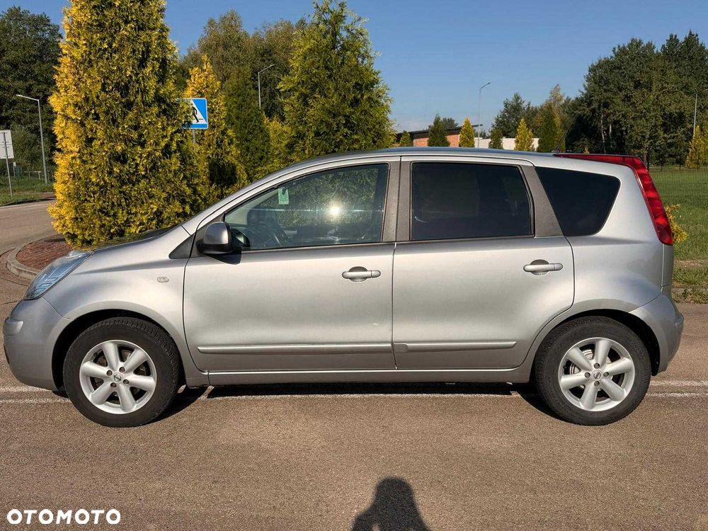 Nissan Note 2007 photo 2