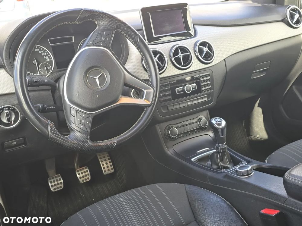 Mercedes-Benz Klasa B 180 CDI BlueEFFICIENCY Edition 1 - 13