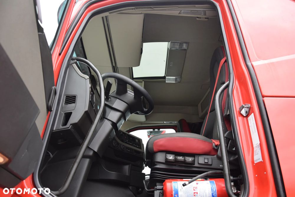 Volvo FH500 / NISKA KABINA / HYDRAULIKA / EURO 6 / ACC / LEDY / ALUFELGI / SERWISOWANY / SPROWADZONY - 20