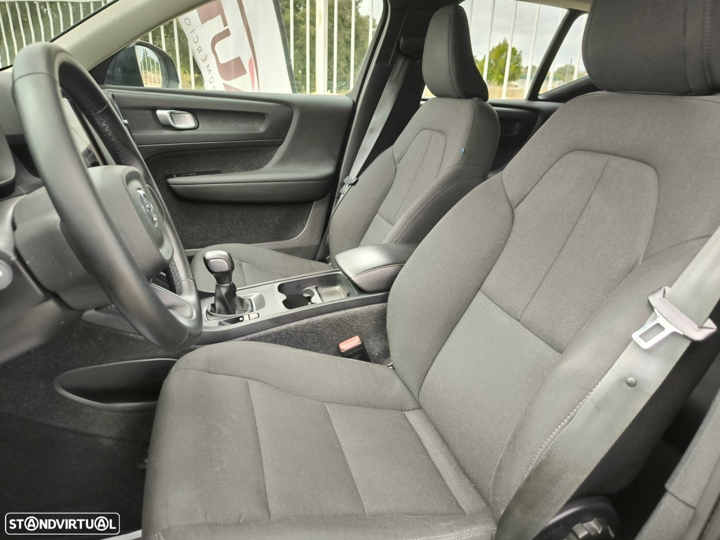 Volvo XC 40 1.5 T2 Essential - 16
