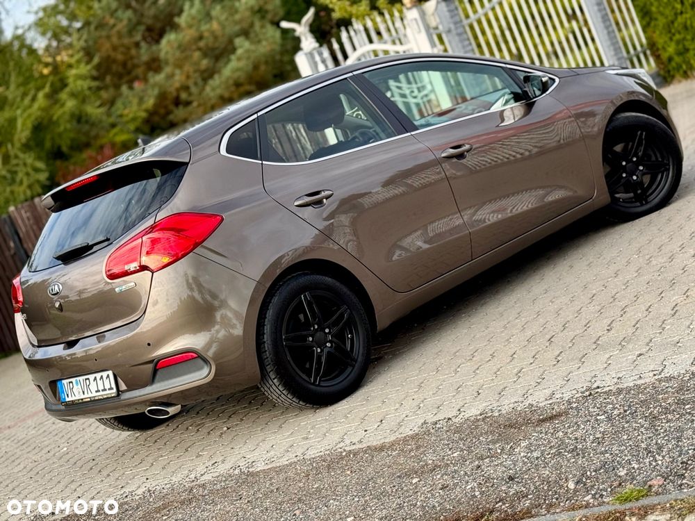 Kia Ceed Cee'd 1.6 CRDi Business Line - 4