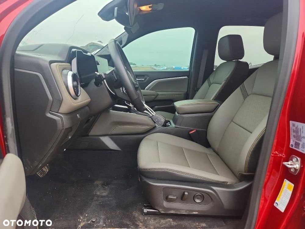 Chevrolet Colorado - 8