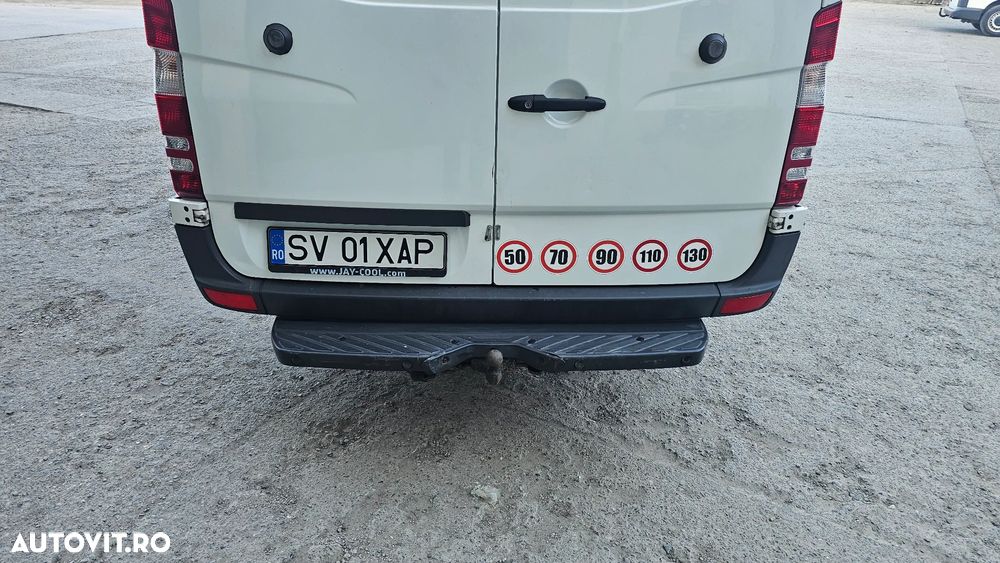 Mercedes-Benz Sprinter - 13