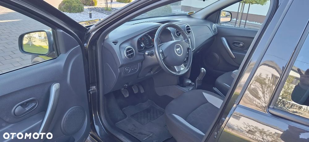 Dacia Sandero TCe 90 Laureate - 25