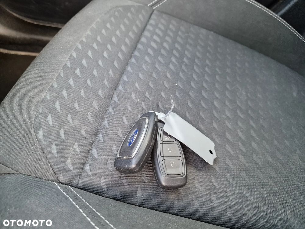 Ford Fiesta - 27