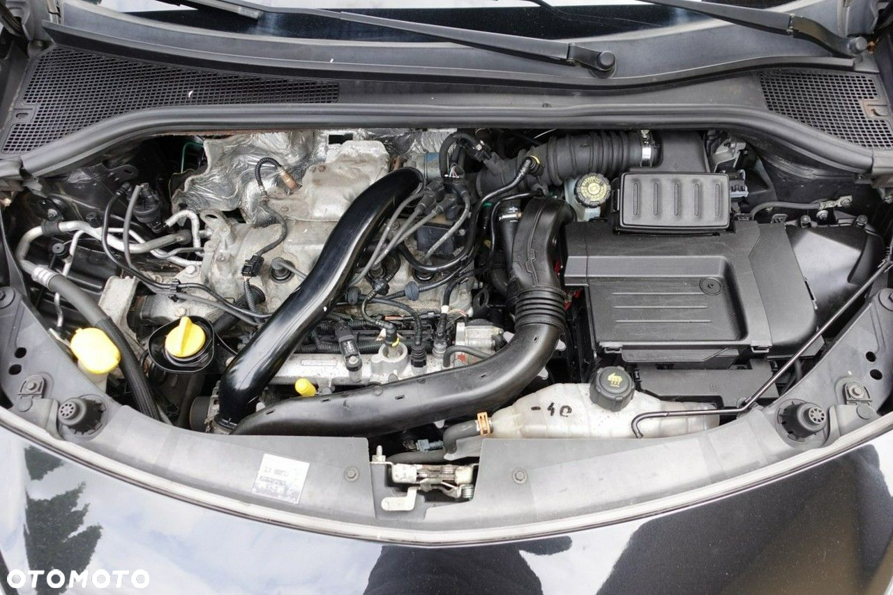 Renault Clio - 11