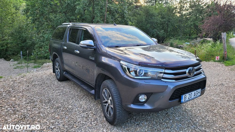Toyota Hilux - 1