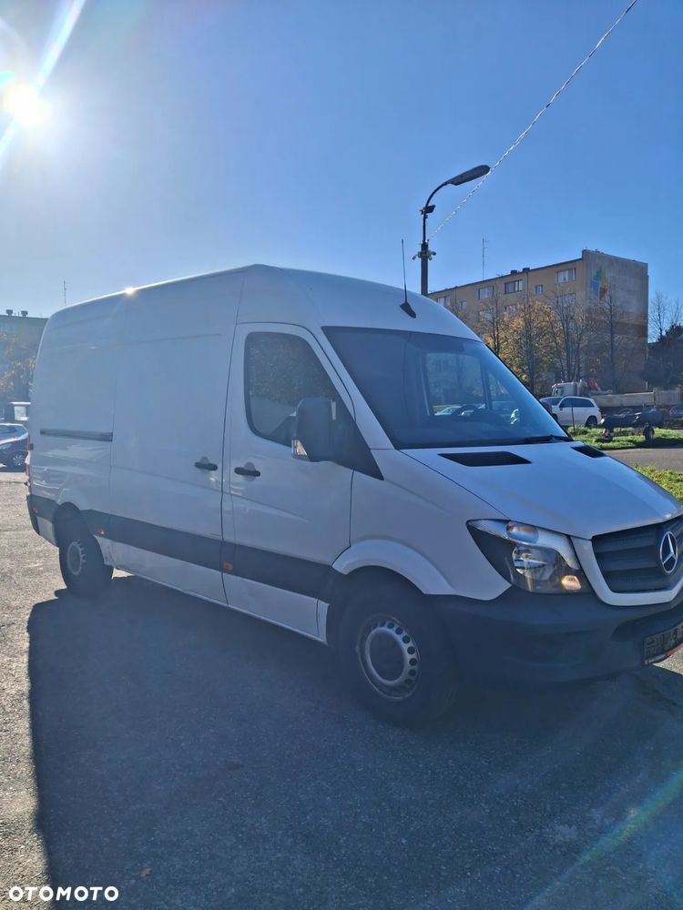 Mercedes-Benz Sprinter - 3
