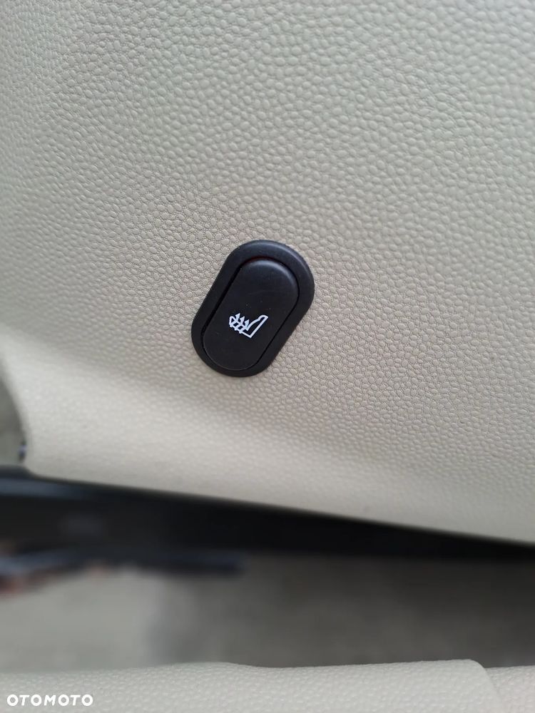 Ford Fiesta 1.4 Ghia - 15