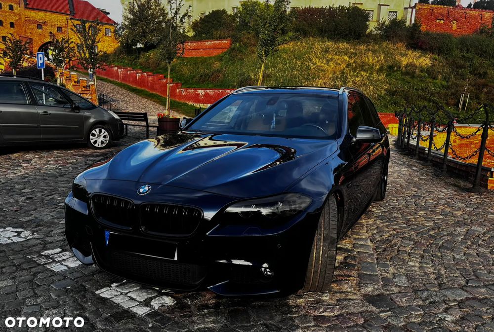 BMW 5 2012 photo 4