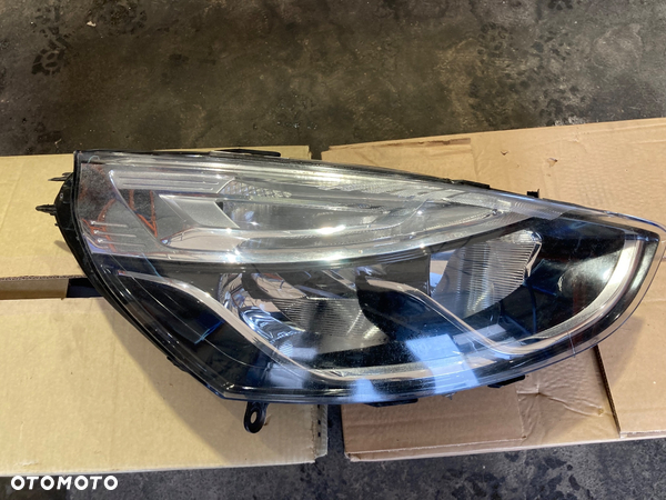 RENAULT CLIO 4 IV LIFT LAMPA PRZEDNIA PRAWA REFLEKTOR PRAWY PRZÓD EUROPA Wwa