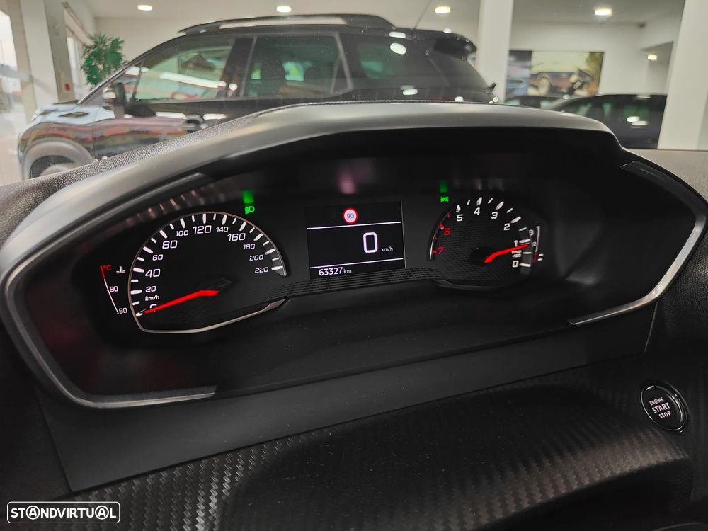 Peugeot 208 1.2 PureTech Allure Pack - 53