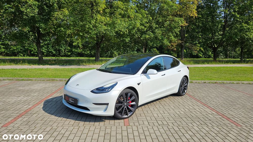 Tesla Model 3 - 1