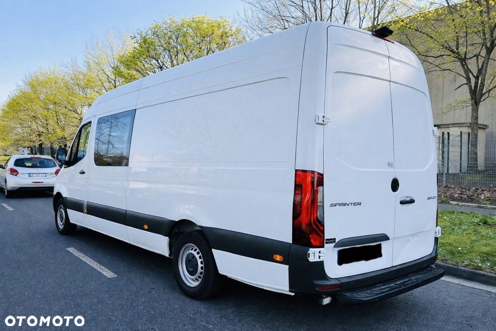 Mercedes-Benz Sprinter 319 - 6