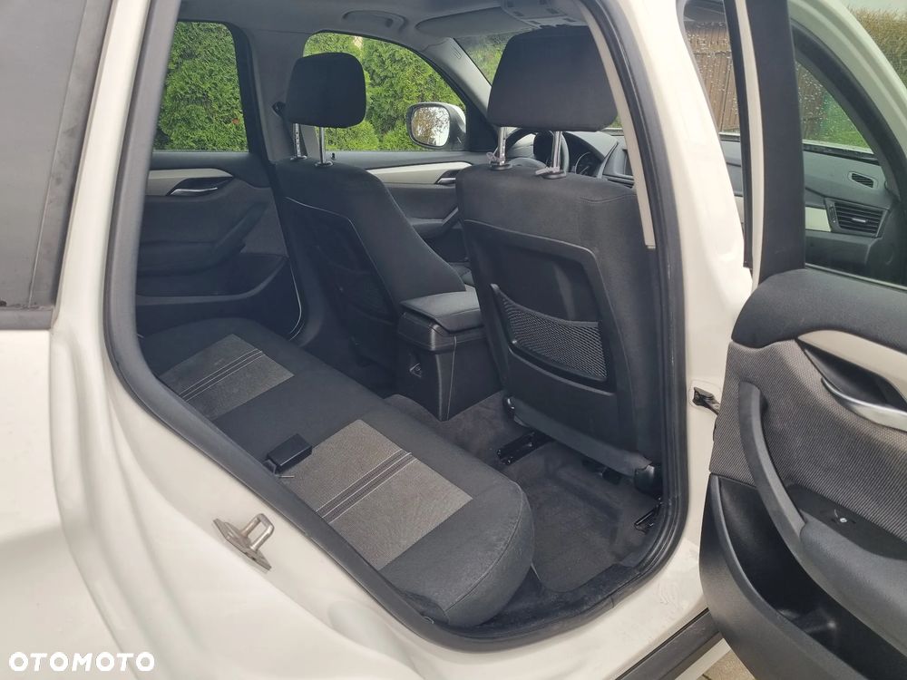 BMW X1 xDrive20d - 12