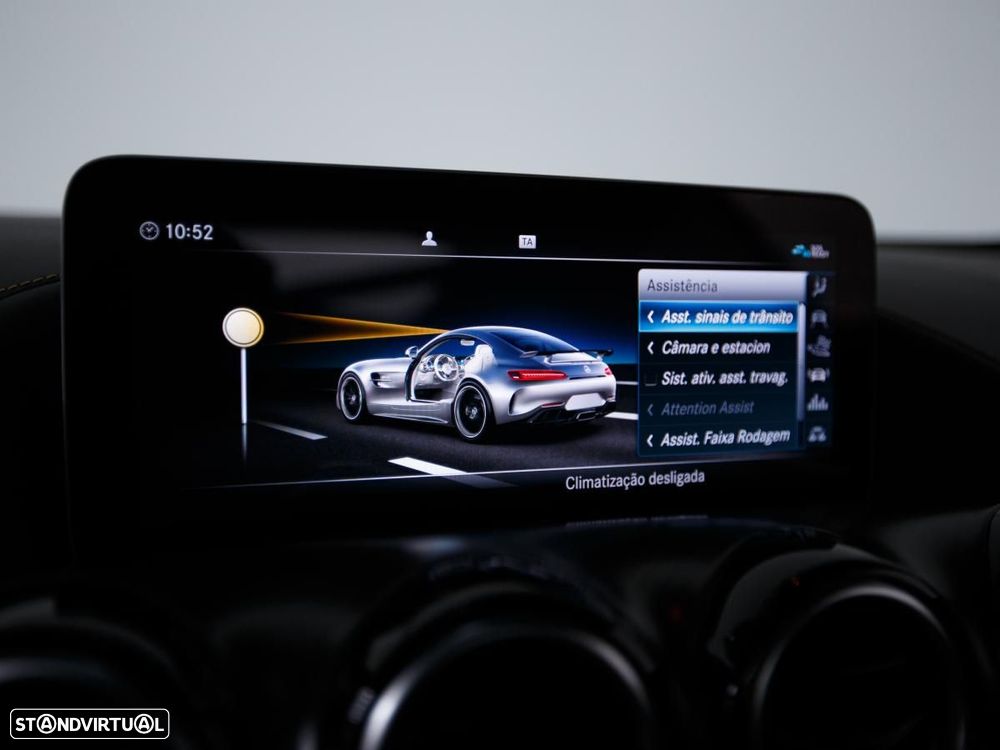 Mercedes-Benz AMG GT R - 40