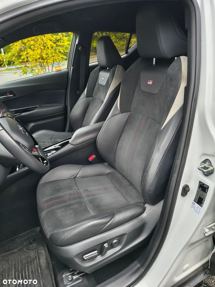 Toyota C-HR 2.0 Hybrid GR Sport - 17