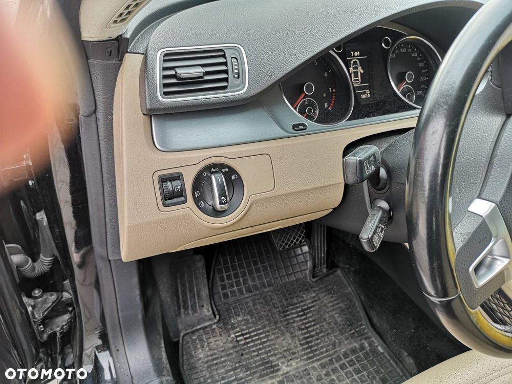 Volkswagen CC 2.0 TSI DSG - 8