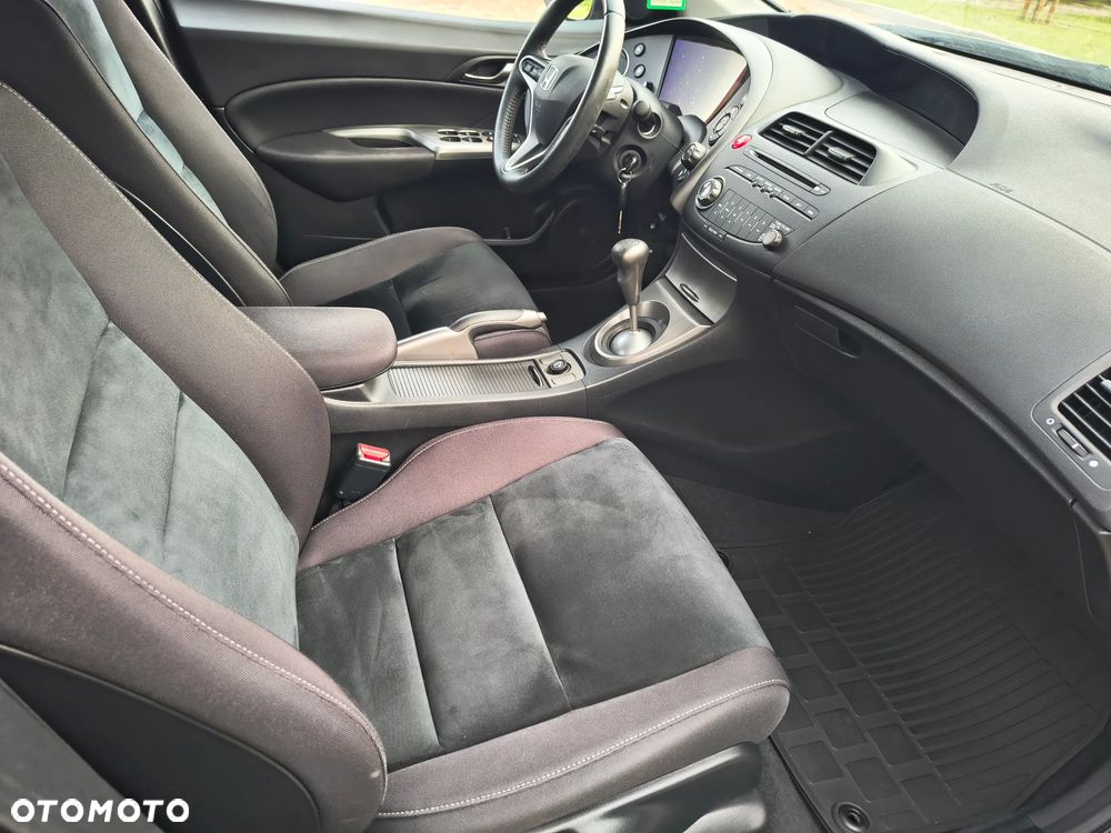 Honda Civic 1.4 i-VTEC Sport - 8