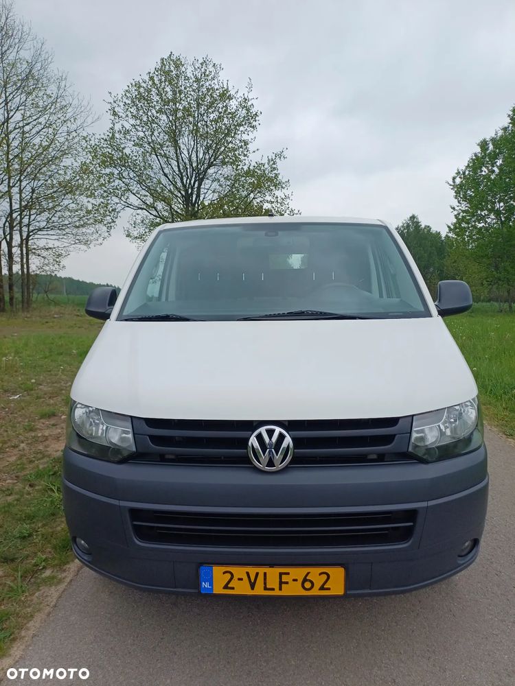 Volkswagen Transporter - 2