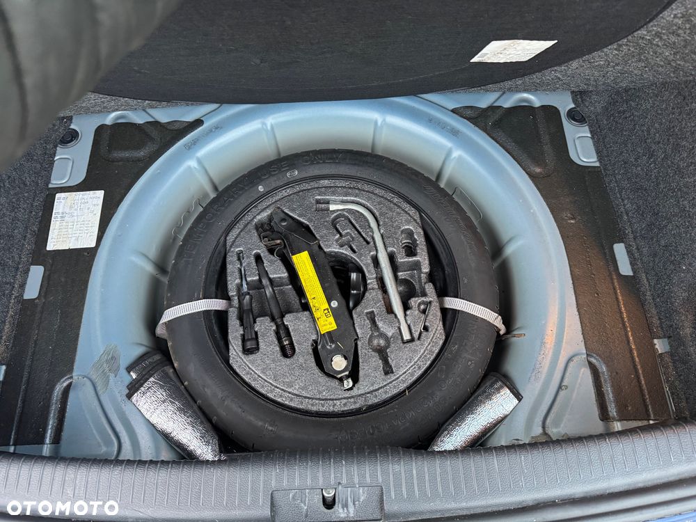 Volkswagen Golf 1.9 TDI Tour Edition - 21