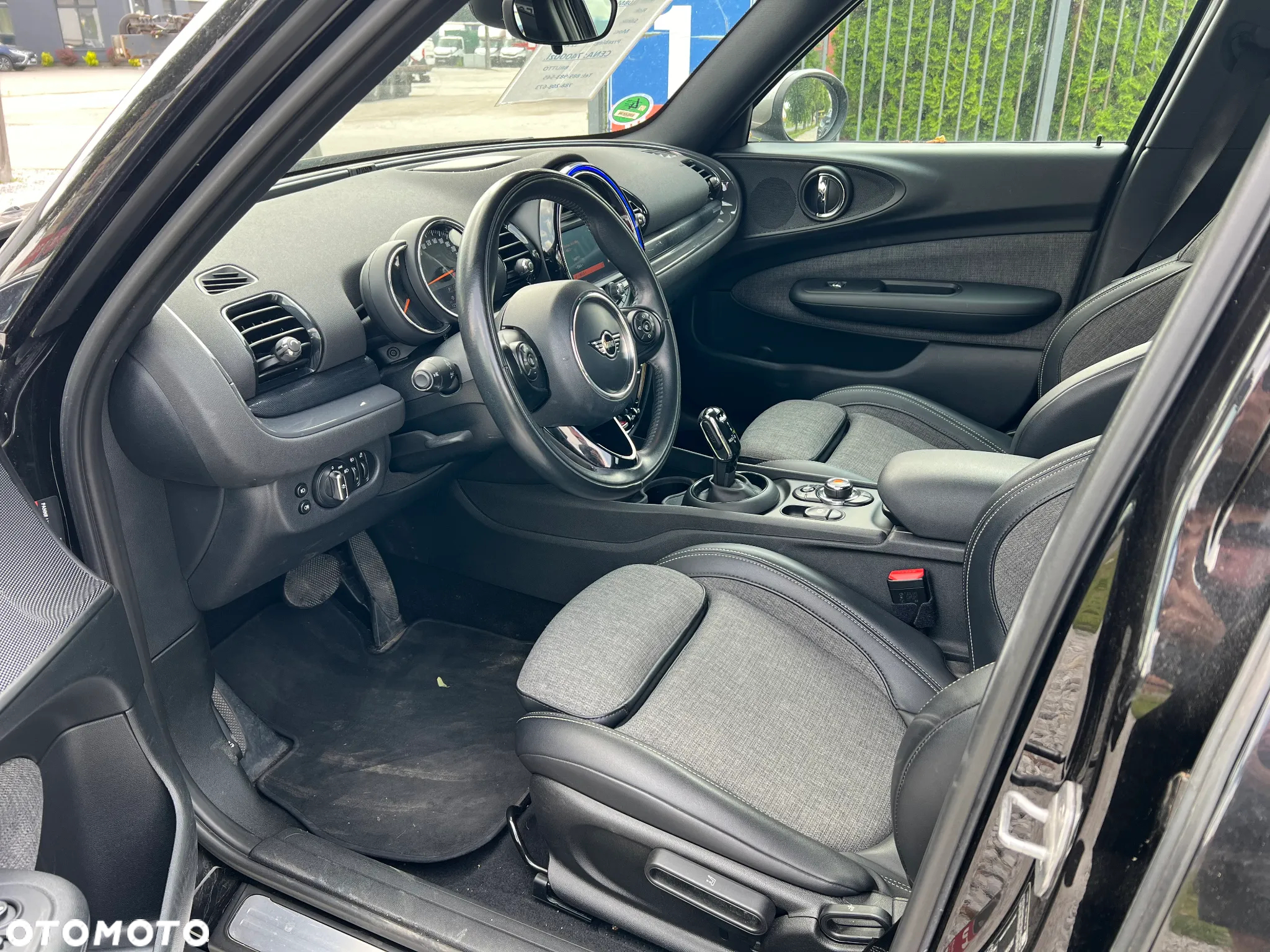 MINI Clubman Cooper D Essential Trim - 18