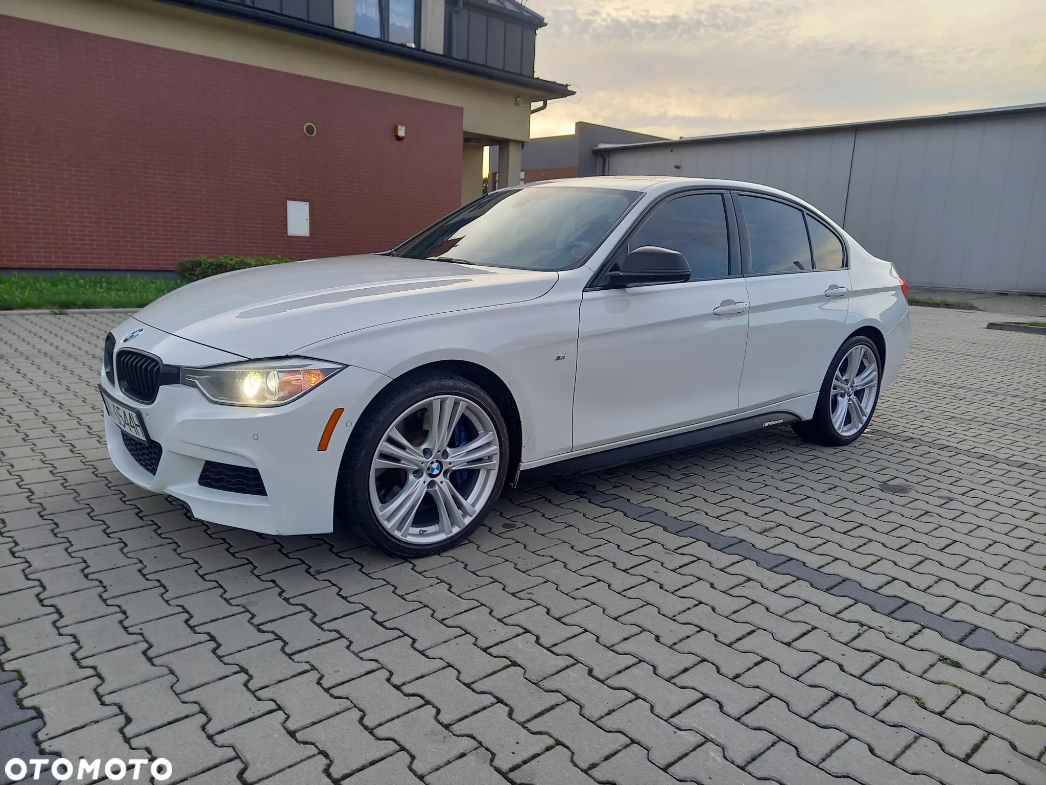 BMW Seria 3 335i xDrive Sport-Aut Luxury Line - 3